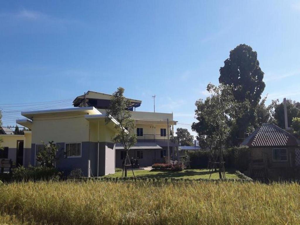 Oyo 769 Ban Thassanee Hotel Chiang Mai Buitenkant foto