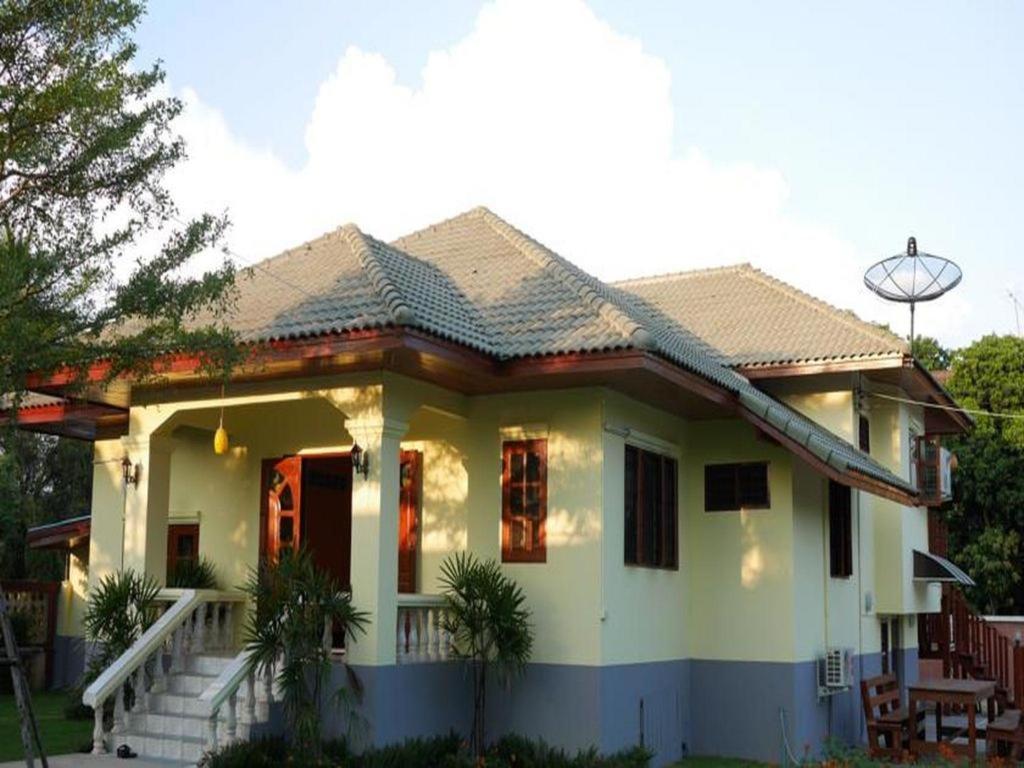 Oyo 769 Ban Thassanee Hotel Chiang Mai Buitenkant foto